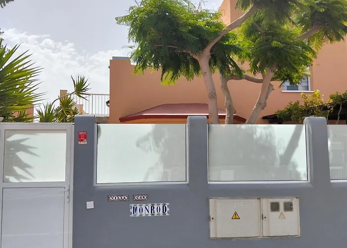 Bonita Con Piscina Privada بيت للعطل *