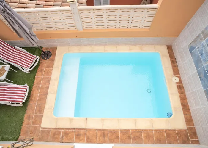 Bonita Con Piscina Privada بيت للعطل