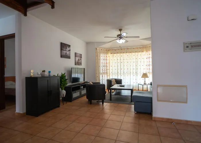 بيت للعطل Bonita Con Piscina Privada