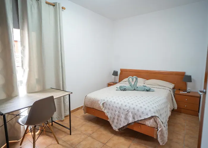 Bonita Con Piscina Privada * كوراليهو