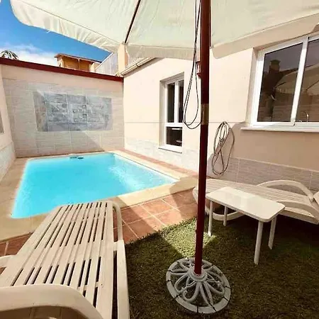 Bonita Casa Con Piscina Privada Semesterbostad